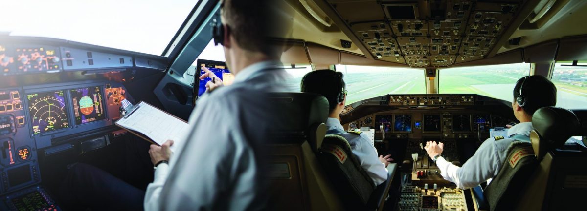 Pilot Rol PILOT - สถาบันการบินพลเรือน (สบพ.) - Civil Aviation Training Center